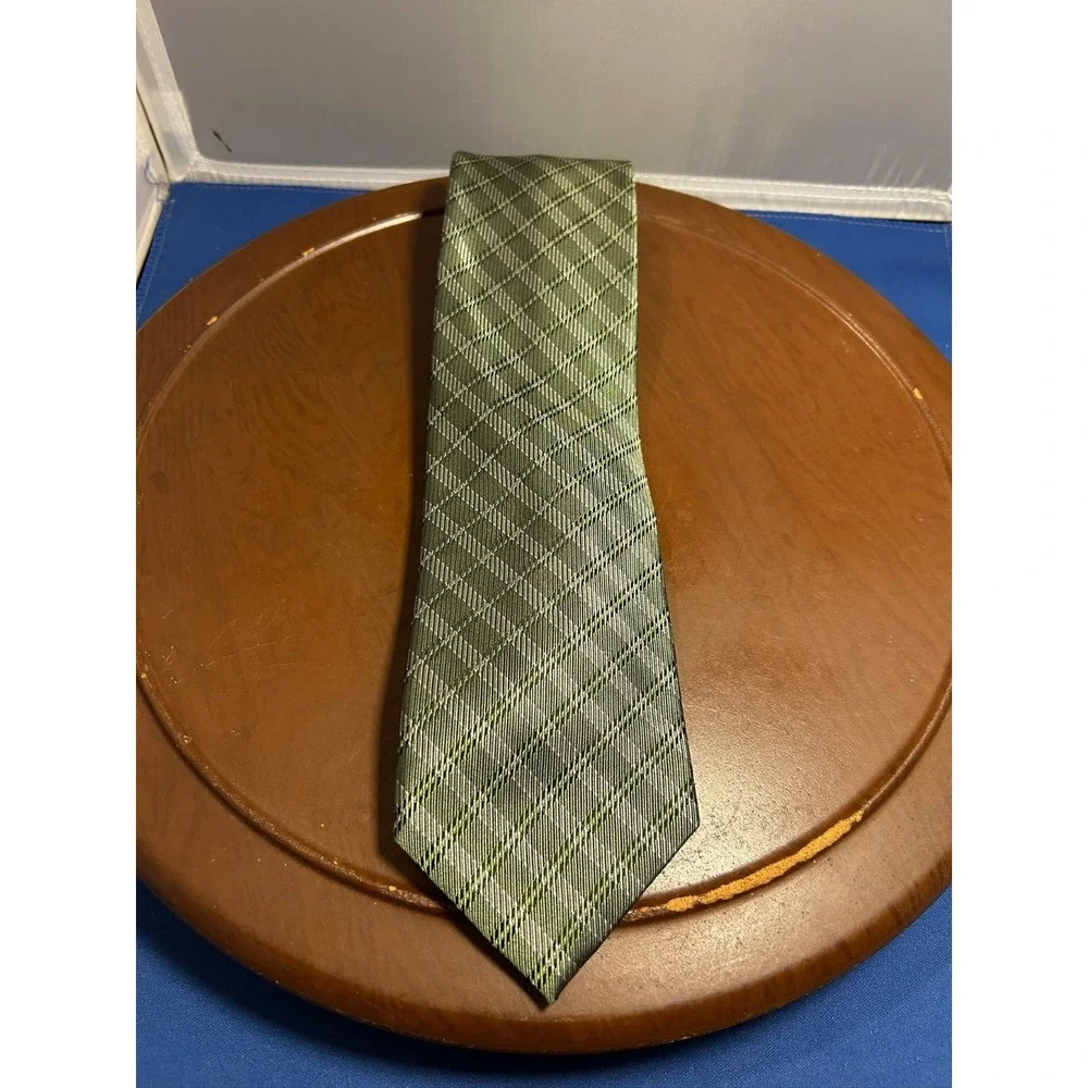 John Bartlett Statements‎ Gray Men's 100% Silk Tie Striped Necktie